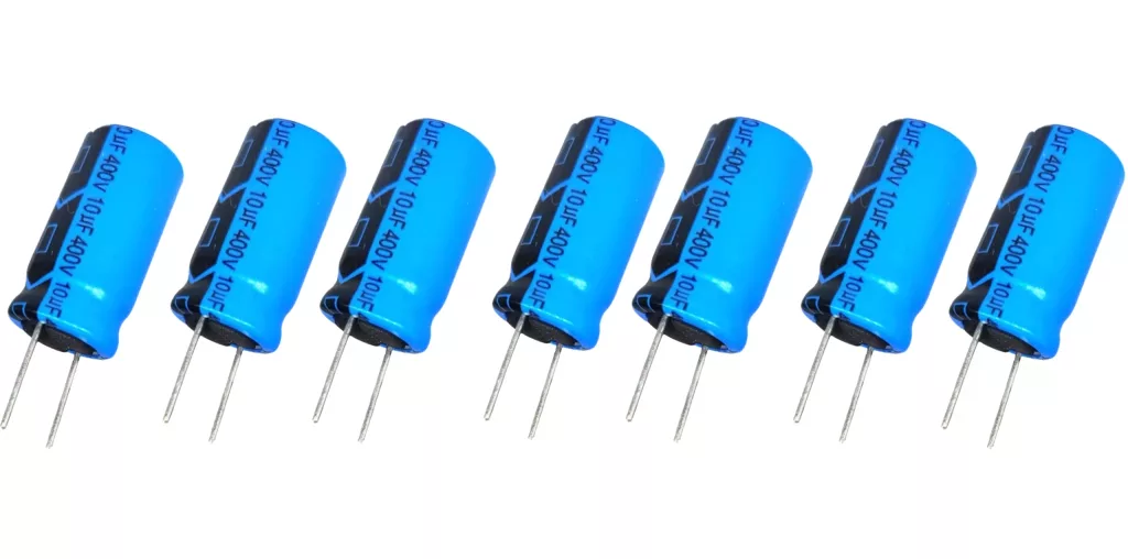 10 μF aluminum electrolytic capacitors